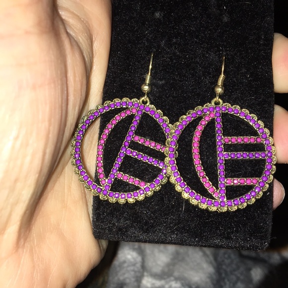 2 Pairs of Intricate Boho Statement Earrings - Picture 4 of 4